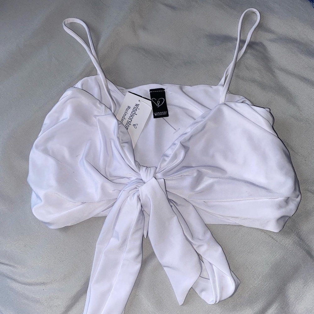 windsor top